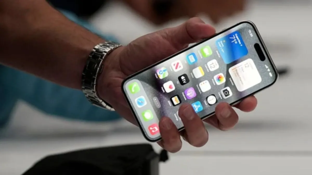 iOS 26, WWDC 2025- India TV Hindi