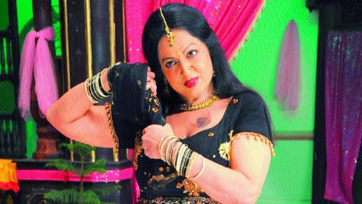 एक्ट्रेस जिसने मुख्यमंत्रियों के साथ शेयर की स्क्रीन और 100 फिल्मों में दिखाई अदाएं