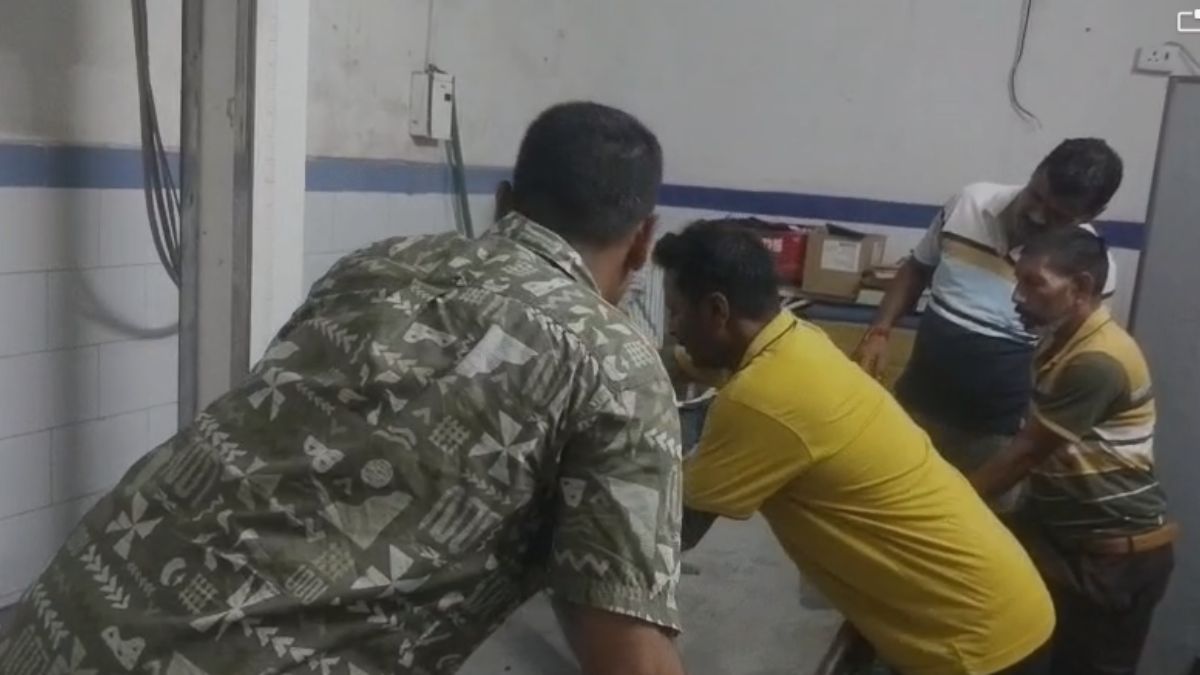 औरंगाबाद में बदमाशों ने बाइक सवार से गांव का पता पूछा और सिर में उतार दी गोलियां, युवक की एक महीने पहले हुई थी शादी