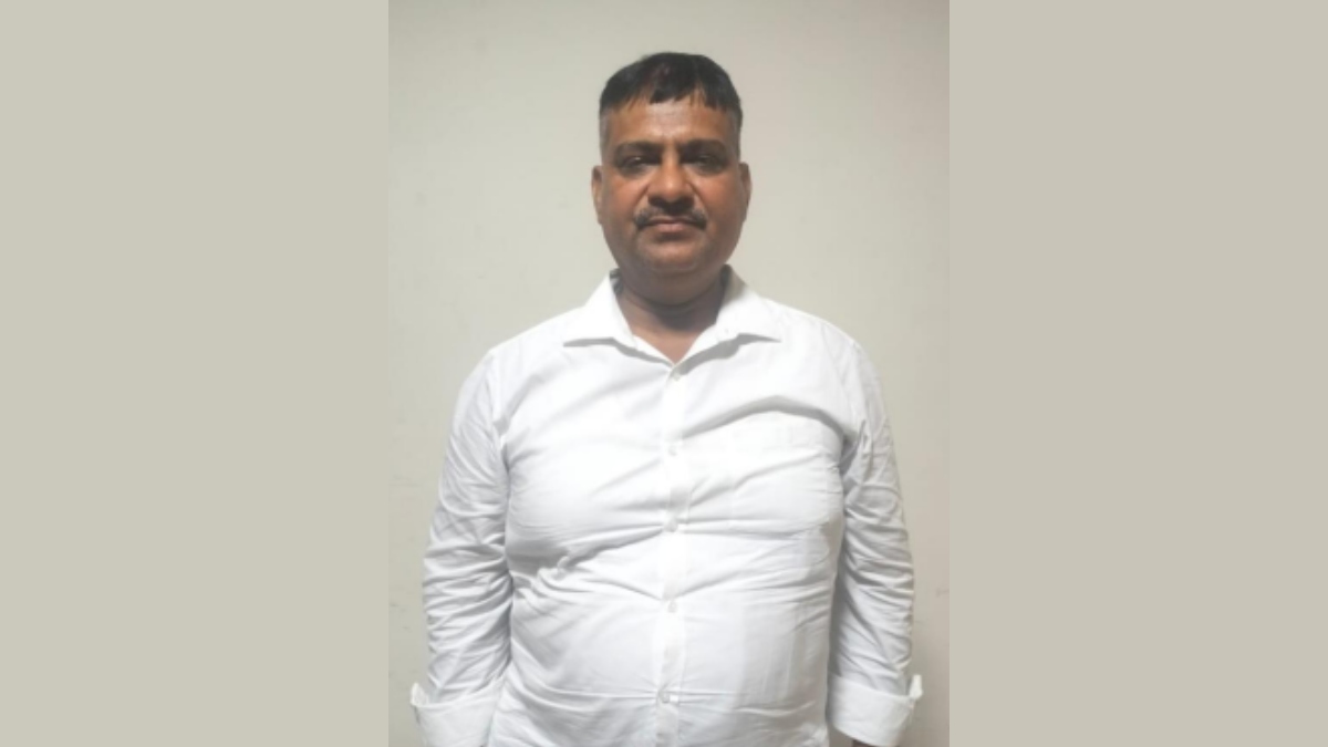 छांगुर मामले में एक और गिरफ्तारी, बलरामपुर सीजेएम कोर्ट का क्लर्क पकड़ाया, पत्नी ने लिए थे पैसे