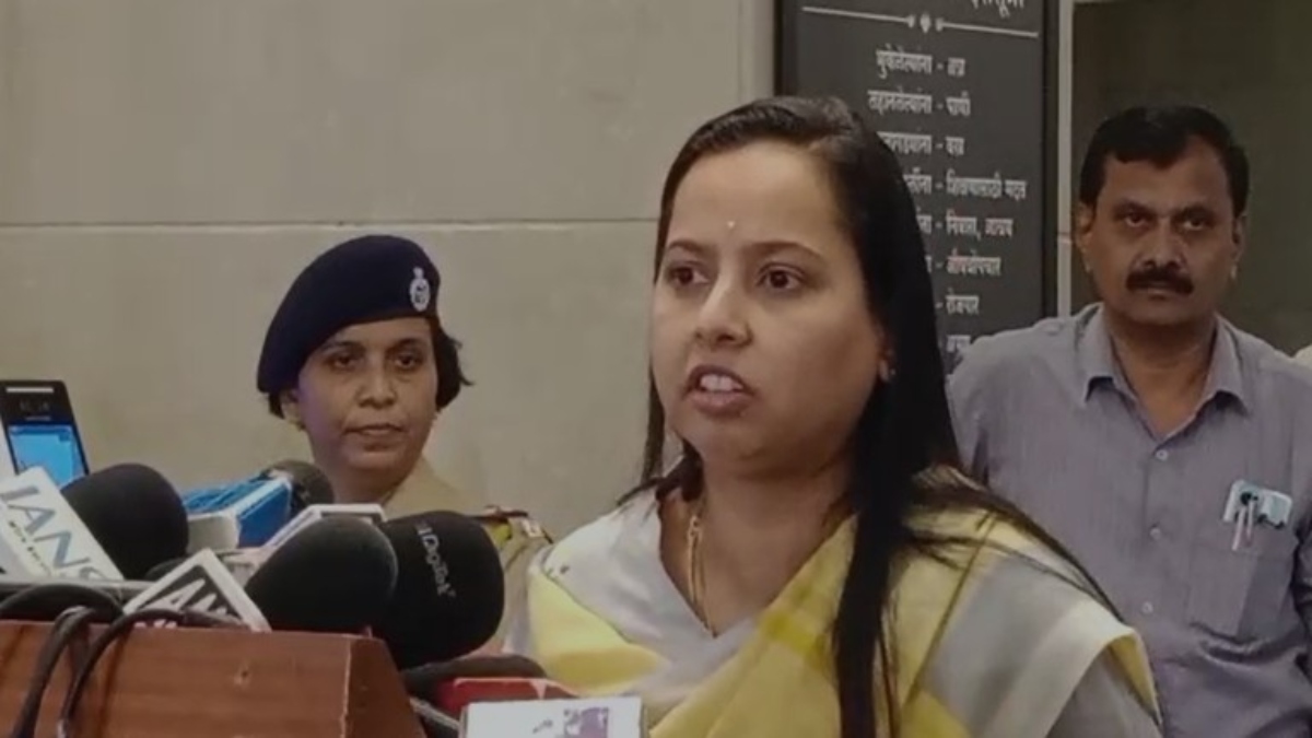 महाराष्ट्र: पुरुषों ने भी ले लिए लाडकी बहिन योजना के पैसे, मंत्री बोलीं, हो सकता है कि महिलाओं ने पति का…