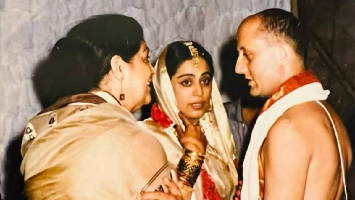 किरण से पहले इस एक्ट्रेस से हुई थी अनुपम खेर की शादी, चंद सालों में ही टूटा रिश्ता