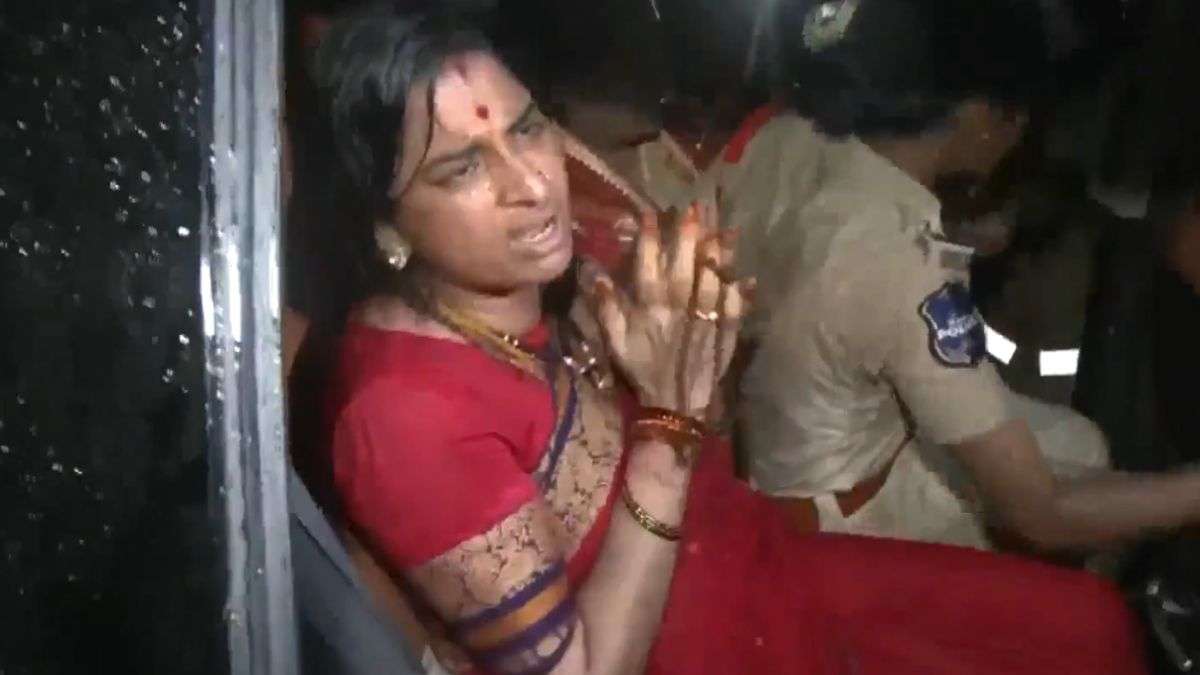 हैदराबाद: बीजेपी नेता माधवी लता को हिरासत में लिया गया, मंदिर पर बुलडोजर एक्शन को लेकर कर रहीं थी प्रोटेस्ट