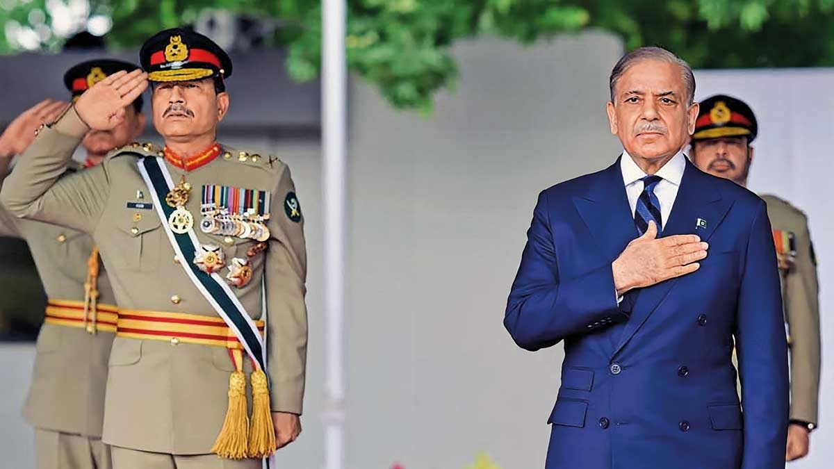 असीम मुनीर बनेंगे राष्ट्रपति, होगा तख्तापलट? जानें पाकिस्तान में फिर क्यों शुरू हुआ अफवाहों का नया दौर