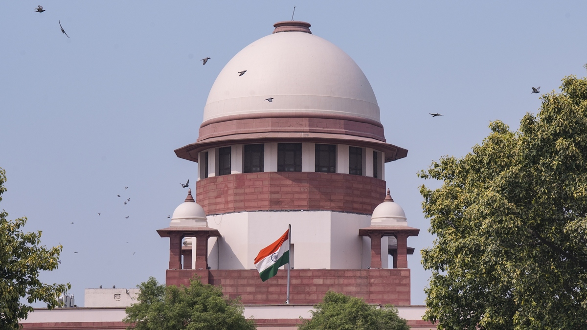 सुप्रीम कोर्ट ने OBC की संशोधित लिस्ट पर कलकत्ता हाई कोर्ट के फैसले पर लगाई रोक, जानिए पूरा मामला