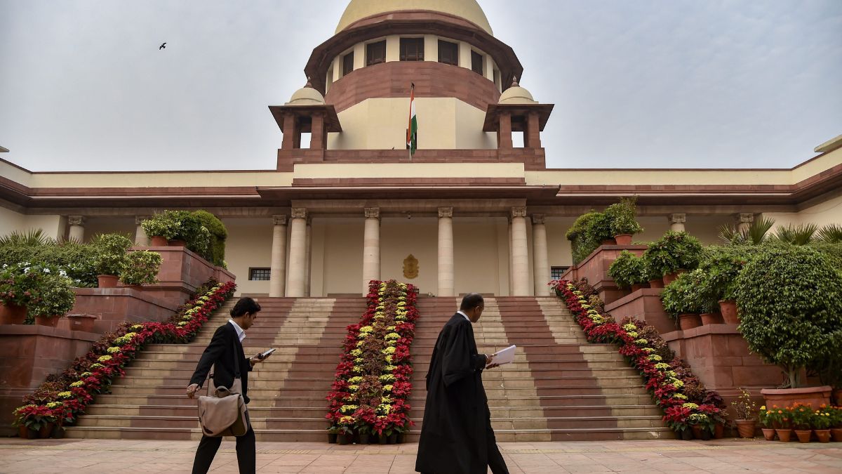 सुप्रीम कोर्ट में SC-ST कैटेगरी के लिए कर्मचारियों की सीधी भर्ती और प्रमोशन को लेकर ऐतिहासिक फैसला