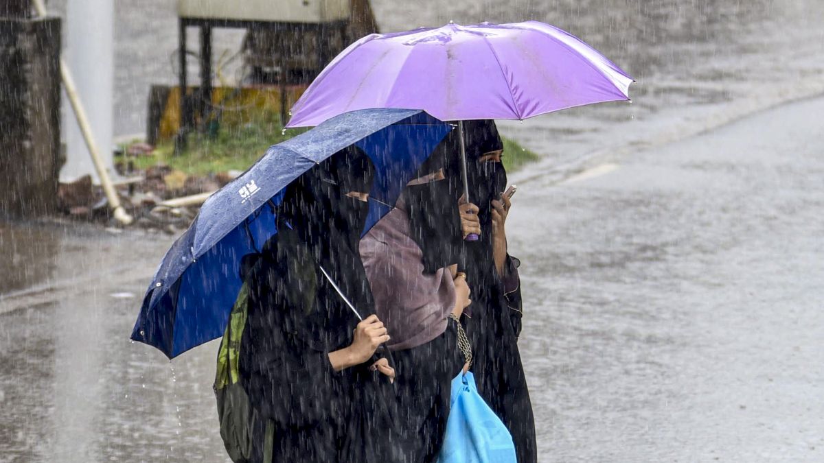 झारखंड के इन 18 जिलों में 6 जुलाई तक भारी बारिश की चेतावनी, जानिए आपके इलाके में कब बरसेंगे बादल