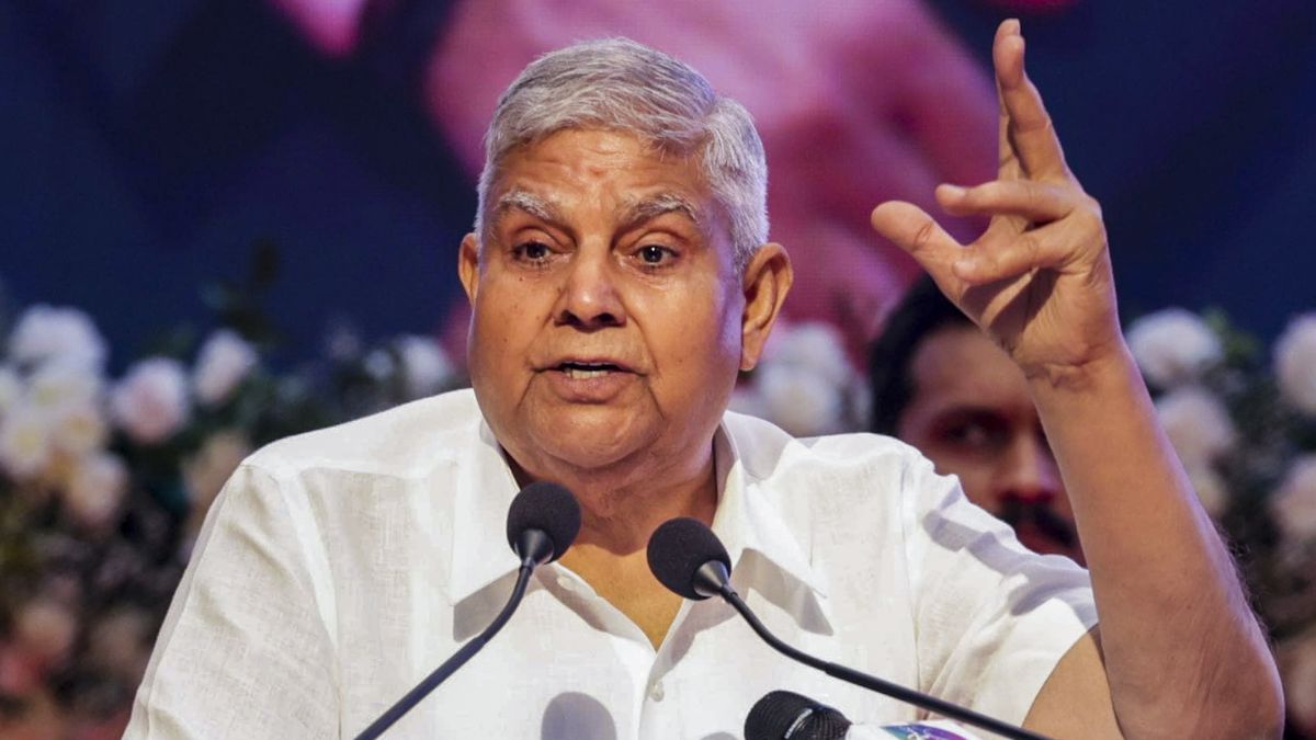 जगदीप धनखड़ से पहले और किस-किस उपराष्ट्रपति ने कार्यकाल के बीच में दिया इस्तीफा? यहां जाने पूरी डिटेल