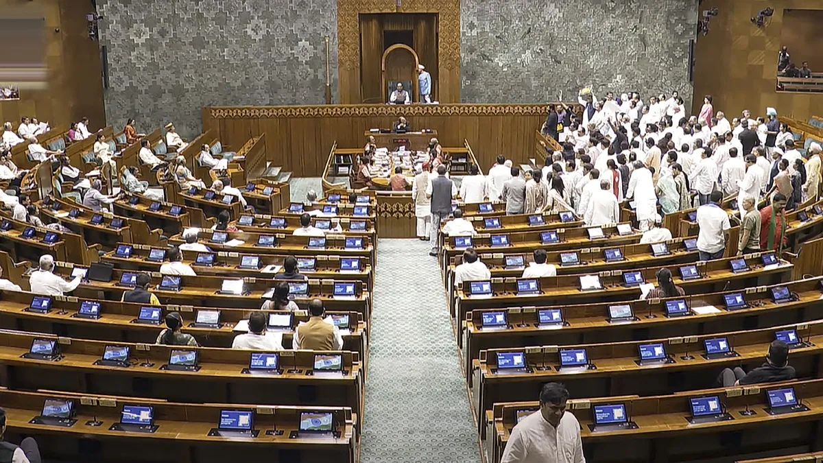 Live: संसद के मानसून सत्र का छठा दिन आज, ऑपरेशन सिंदूर पर 16 घंटे होगी बहस