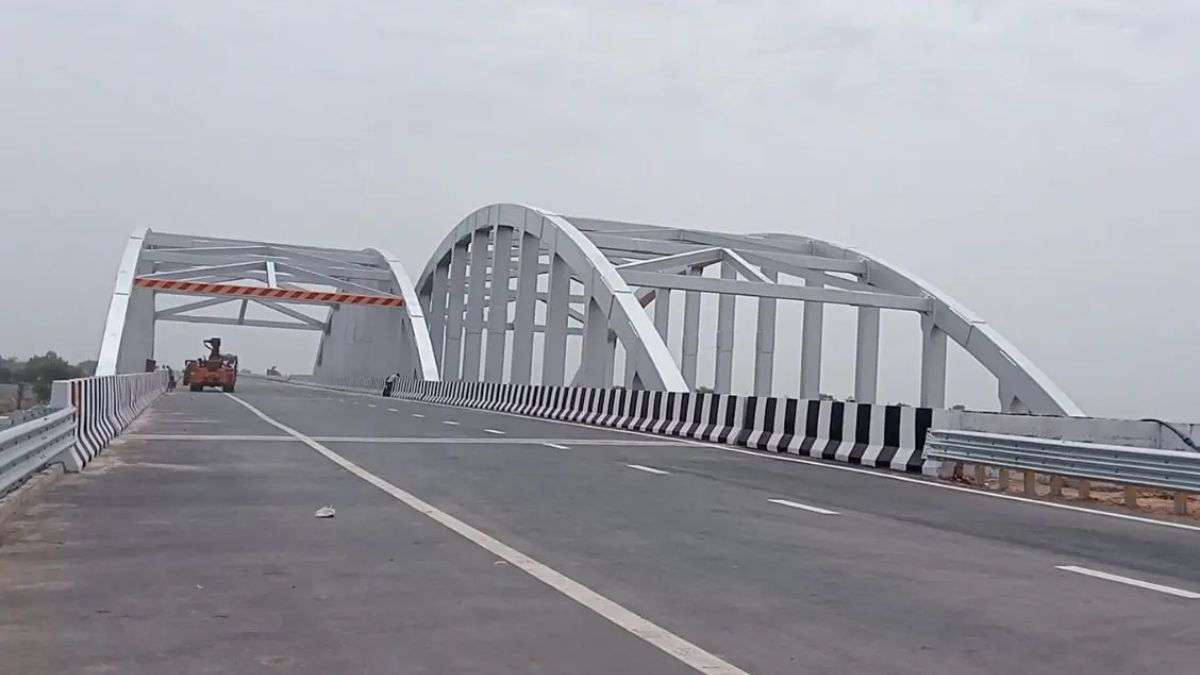 Jaipur से दिल्ली का सफर अब सिर्फ 3 घंटे में, खुल गया जयपुर-बांदीकुई एक्सप्रेसवे Jaipur से दिल्ली का सफर अब सिर्फ 3 घंटे में, खुल गया जयपुर-बांदीकुई एक्सप्रेसवे