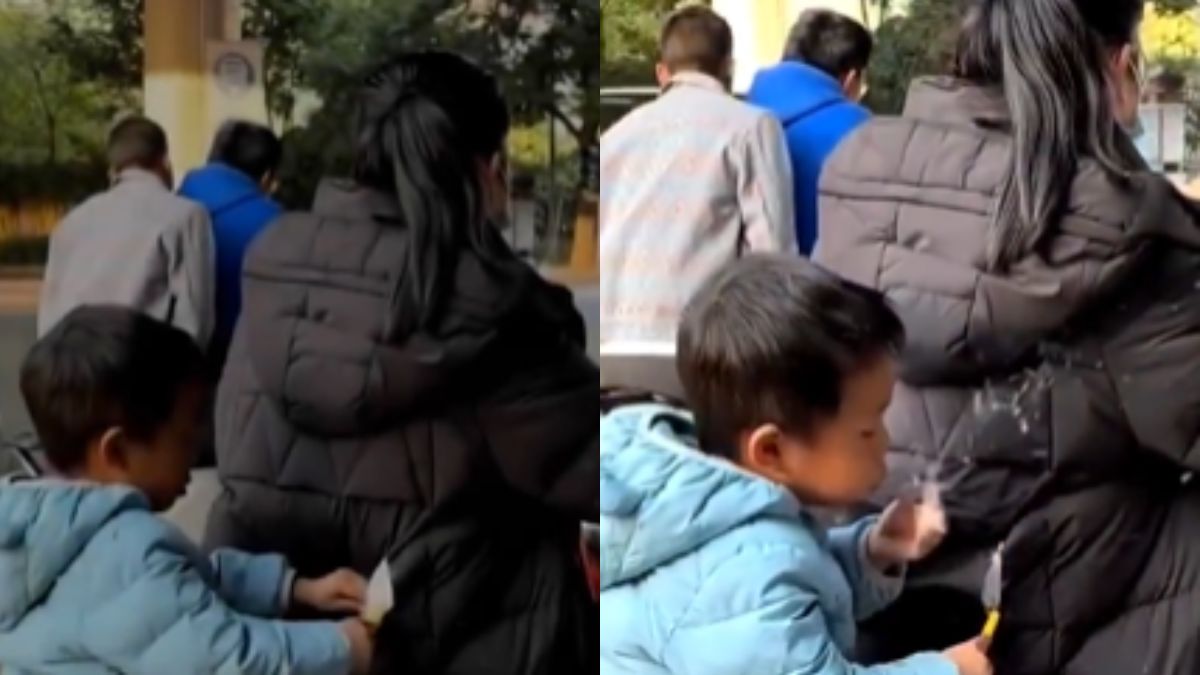 स्कूटी पर पीछे बैठे-बैठे बच्चे ने मां का कर दिया नुकसान, Video एक बार आप भी देखें
