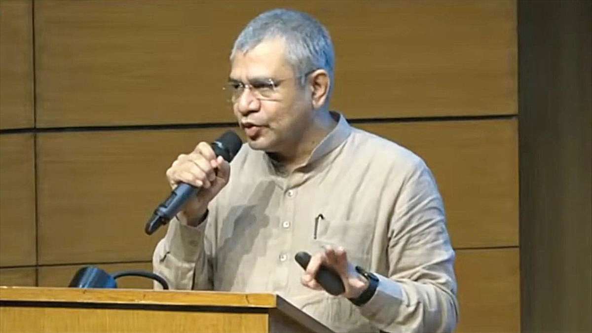 दिवाली-छठ में 12,000 से ज्यादा स्पेशल ट्रेनें चलेंगी, बिहार के लिए वंदे भारत सहित 4 नई अमृत भारत ट्रेनों का ऐलान