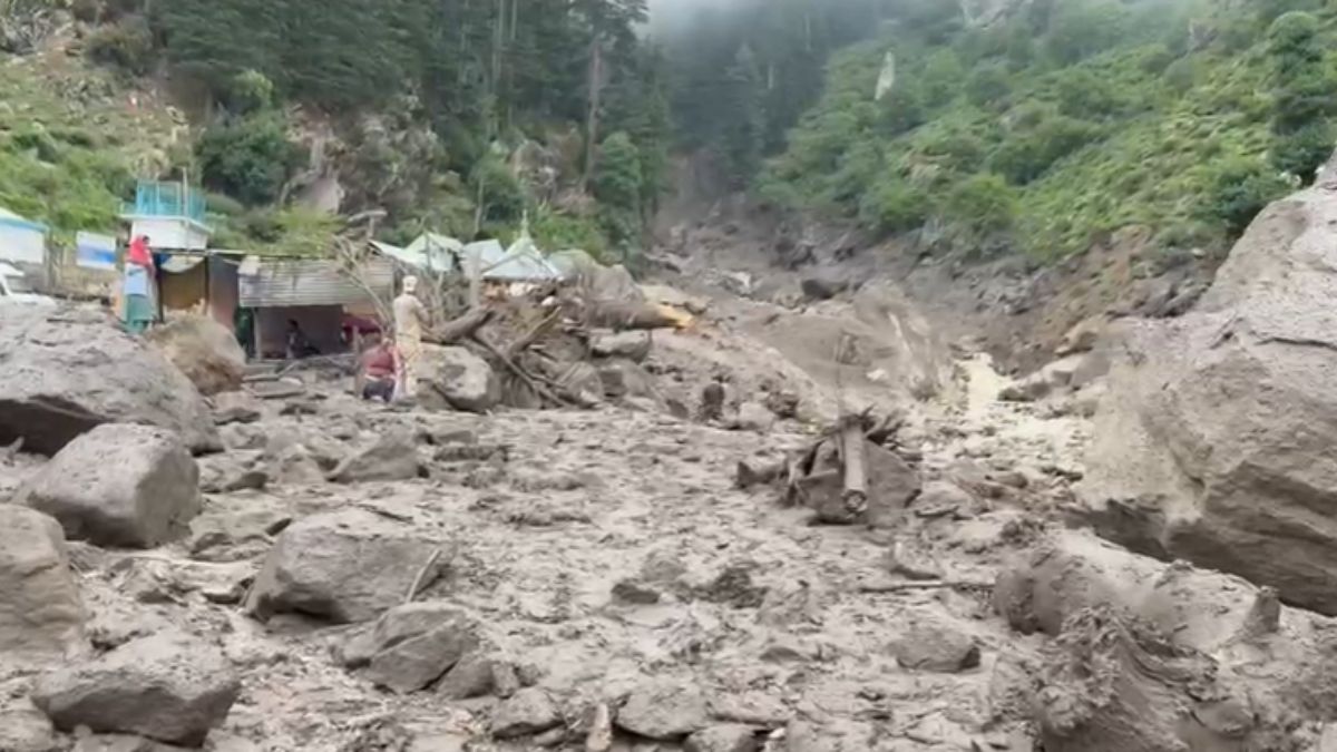 किश्तवाड़ के चिशोती गांव में सर्च और रेस्क्यू अभियान आज भी जारी, अब तक 60 लोगों की मौत, पीएम मोदी ने सीएम, एलजी से की बात
