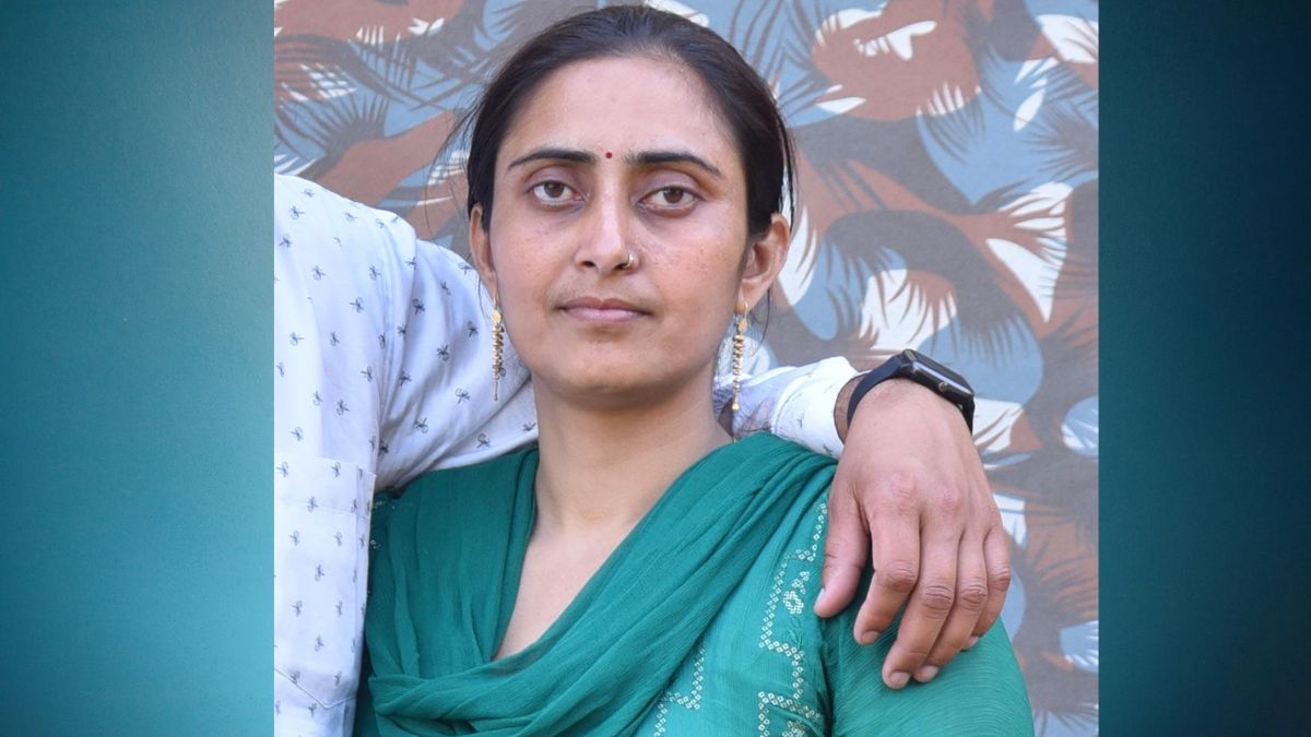 यूपी में एक और महिला को दहेज के लिए पति ने जिंदा जलाया, हालत नाजुक; सिपाही समेत परिवार फरार