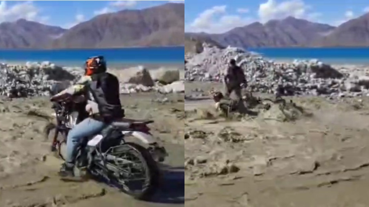 लद्दाख में पैंगोंग झील के पास बाढ़ में बह गया बाइकर, डरावना Video हुआ वायरल