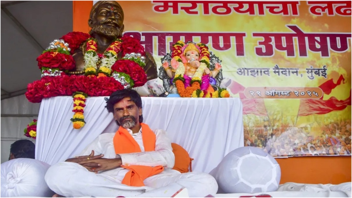 मनोज जरांगे पाटिल के समर्थकों ने मंत्रालय के पास किया प्रदर्शन, बोले- यह मराठा समुदाय के न्याय की अंतिम लड़ाई