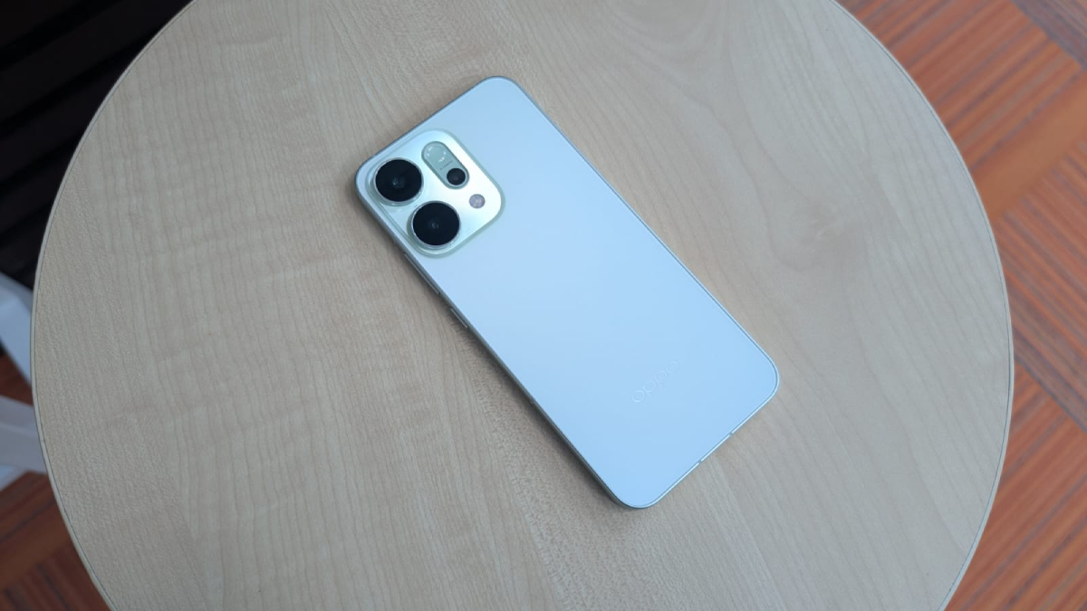 Oppo Reno 14 5G Review: मिड बजट में अच्छे कैमरे वाला फोन, परफॉर्मेंस भी जबरदस्त