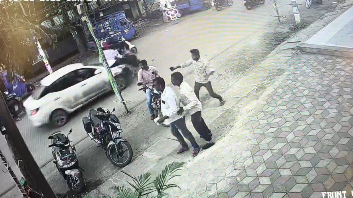 तेज रफ्तार कार ने मचाया कहर, जो मिला उसे उड़ा दिया, 15 घायल; देखें खौफनाक VIDEO