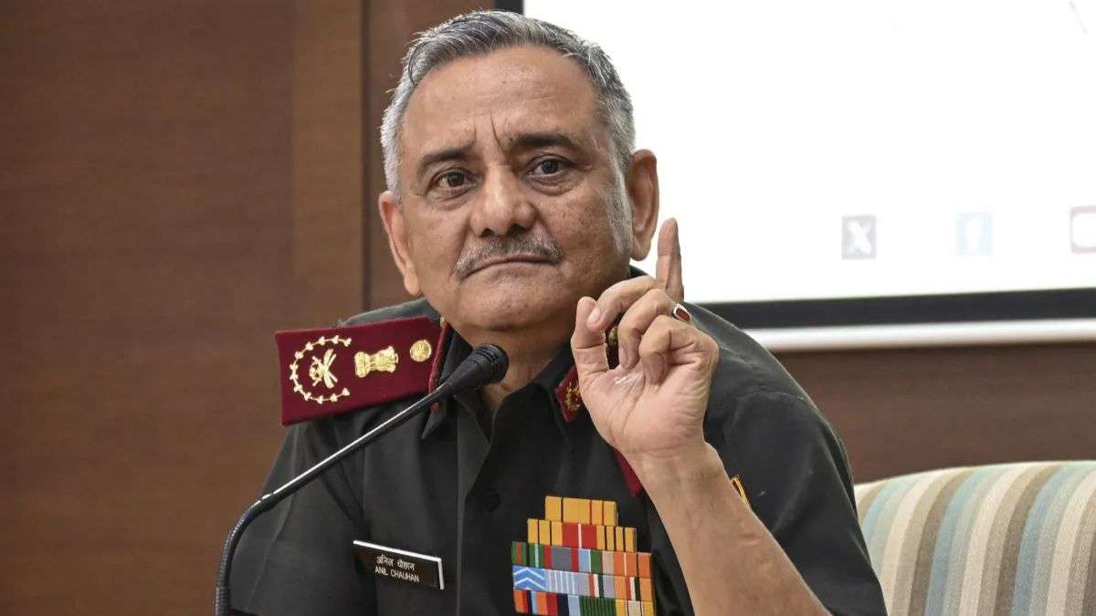 ‘गलतफहमी में न रहें…’, CDS अनिल चौहान ने पाकिस्तान को दी चेतावनी; जानें और क्या बोले?
