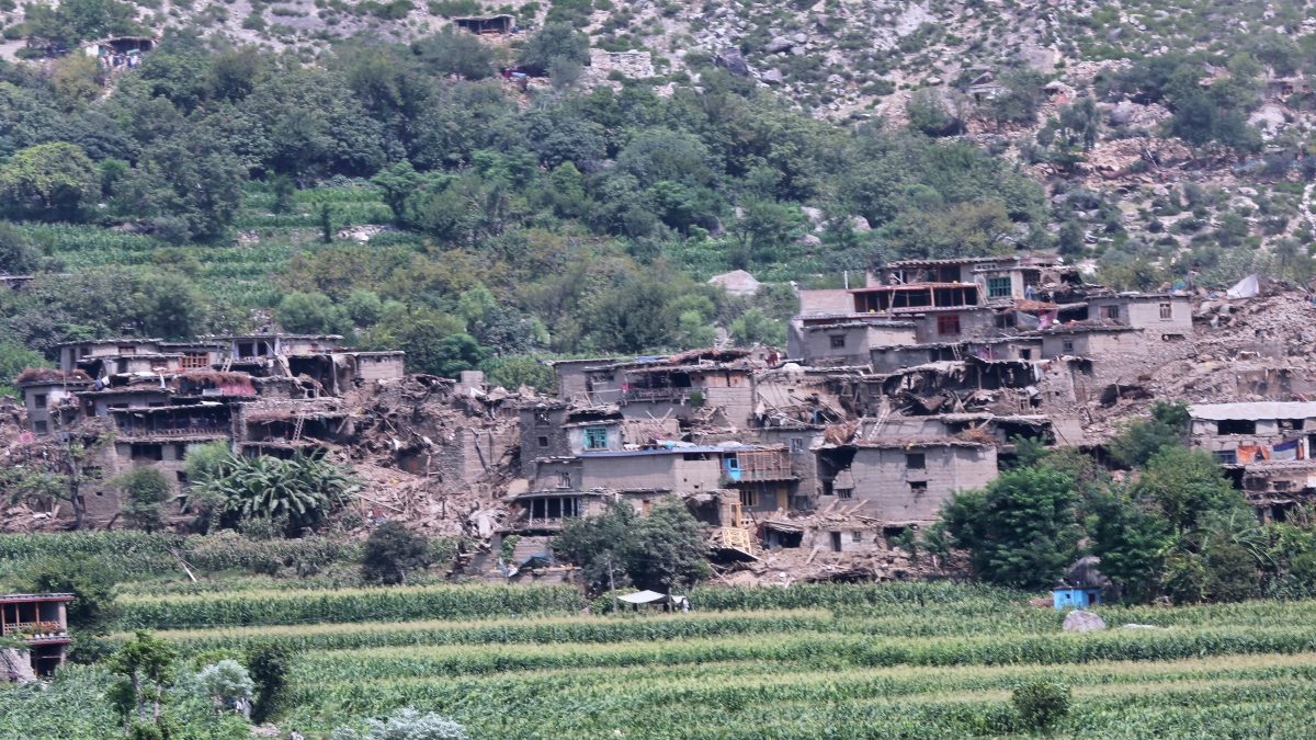 Earthquake: अफ़ग़ानिस्तान में आए विनाशकारी भूकंप में 1,400 से ज्यादा लोगों की मौत, 3124 लोग घायल
