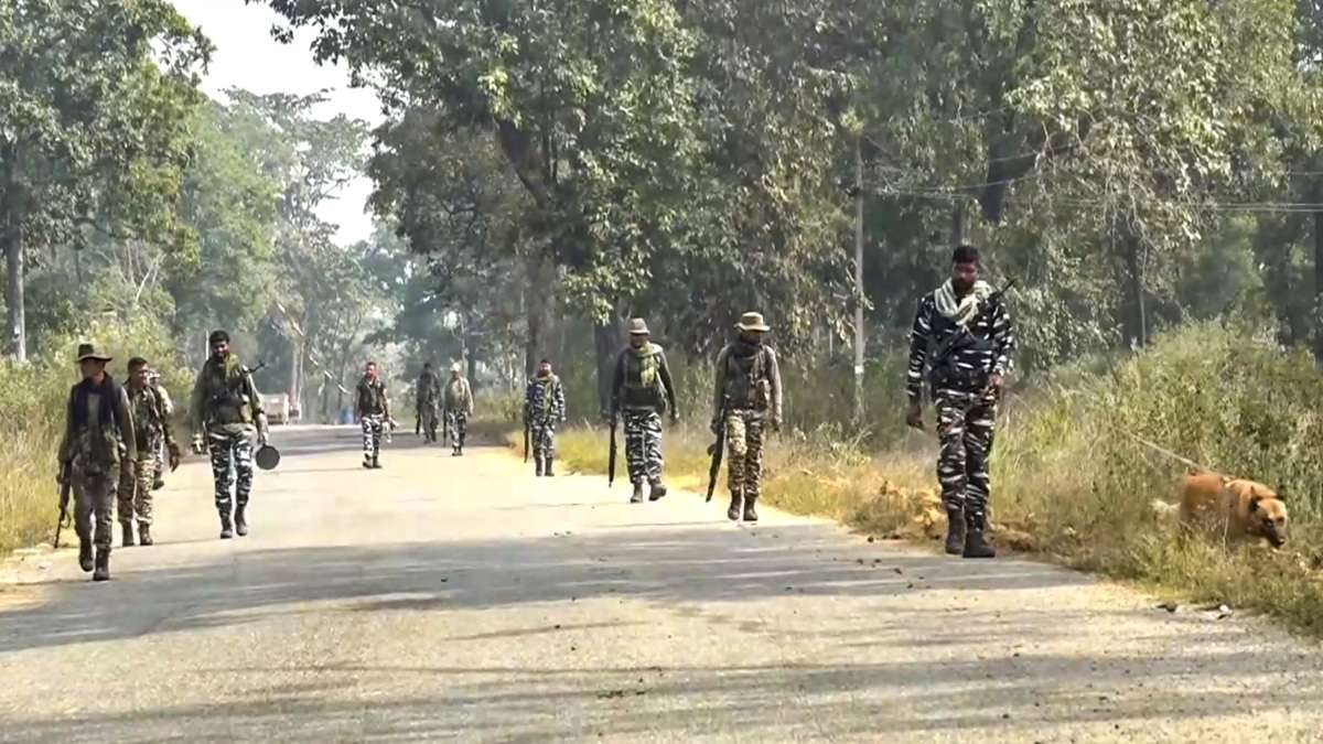 छत्तीसगढ़ के नारायणपुर में मुठभेड़, 2 नक्सली ढेर, AK 47 सहित गोला बारूद बरामद