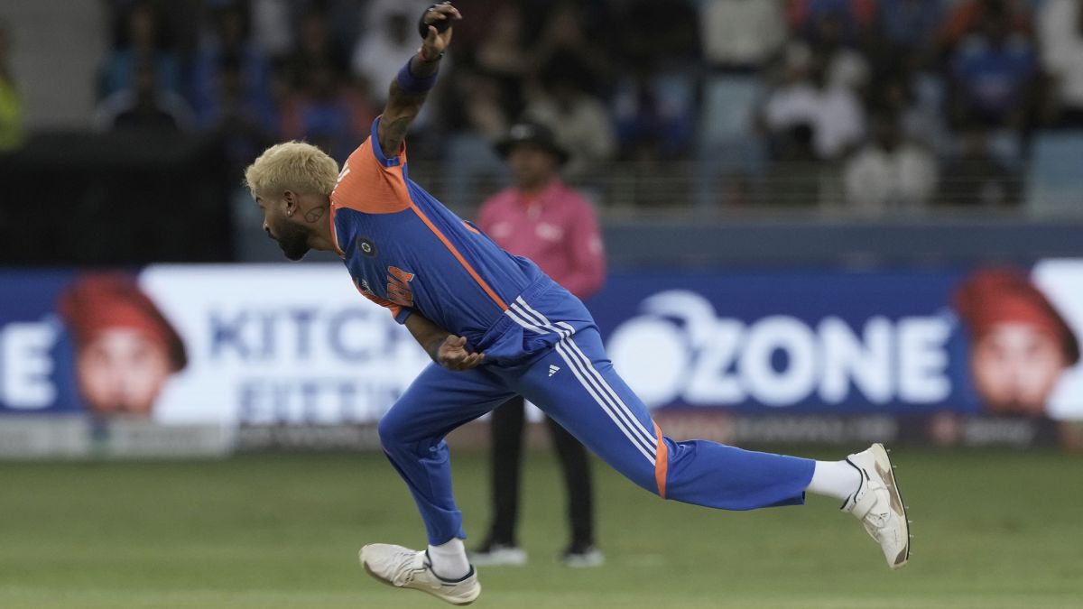 हार्दिक पांड्या ने सैम अयूब का विकेट के लेकर किया कमाल, ऐसा करने वाले बने सिर्फ दूसरे भारतीय
