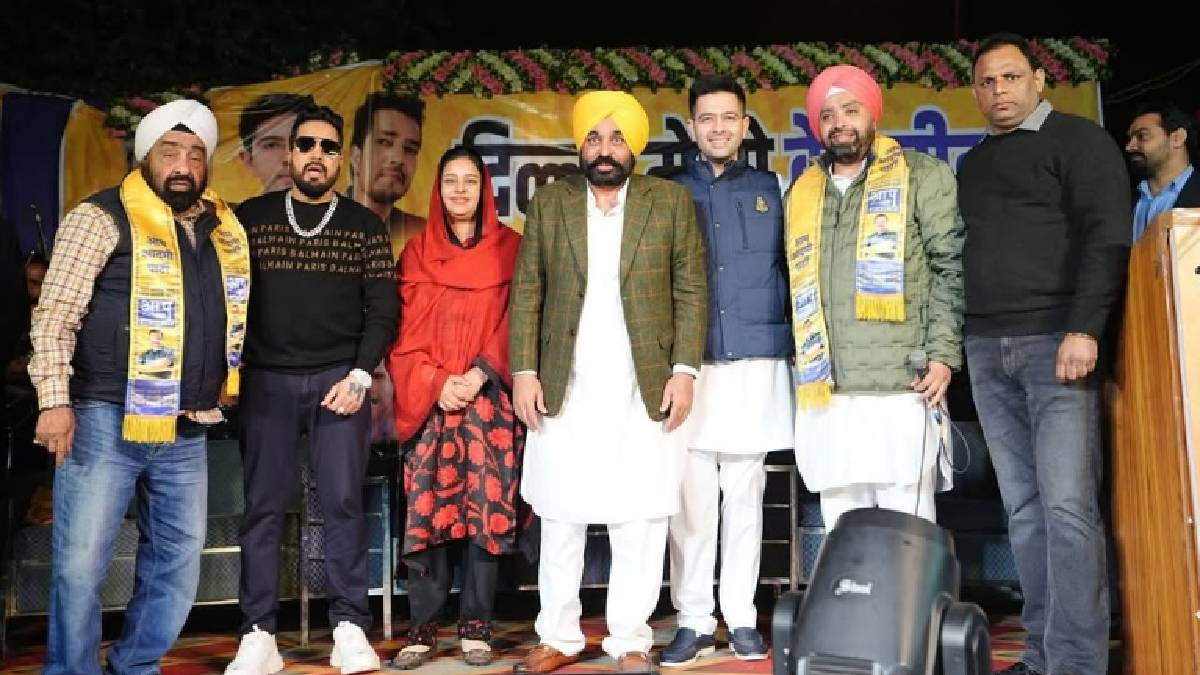 आशिकाना मिजाज सिंगर ने खरीद डाले 99 घर, बोले- ‘लोग समझते हैं मैं 20 लड़कियों के सामने पैसे उड़ाउंगा…’