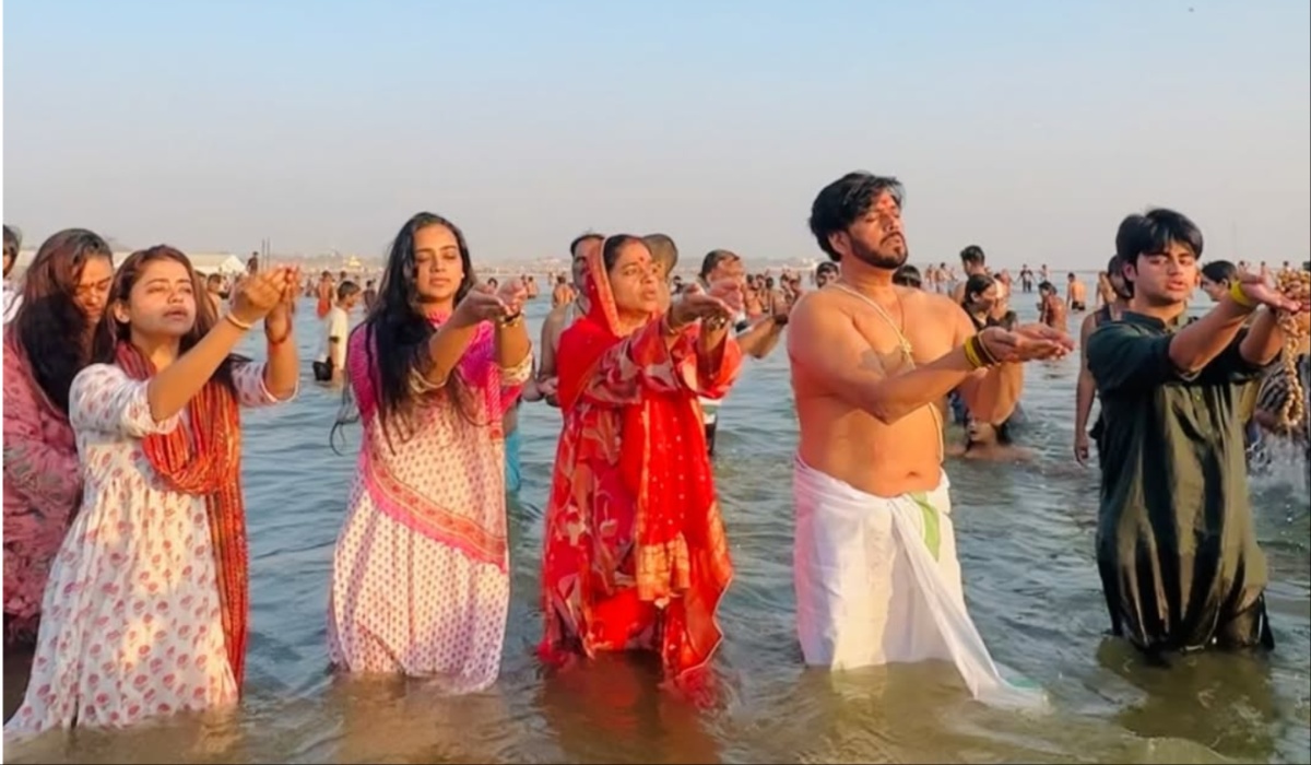 इस भोजपुरी सुपरस्टार की बेटियां नहीं किसी हीरोइन से कम, करती हैं ये काम