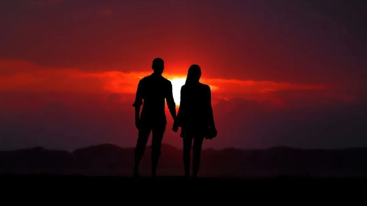 Love Horoscope 11 September 2025: मेष-मिथुन समेत 4 राशियों के लिए बेहद खुशनुमा रहेगा दिन, प्रेम जीवन में आएगा सुधार, पढ़ें लव राशिफल Love Horoscope - India TV Hindi
