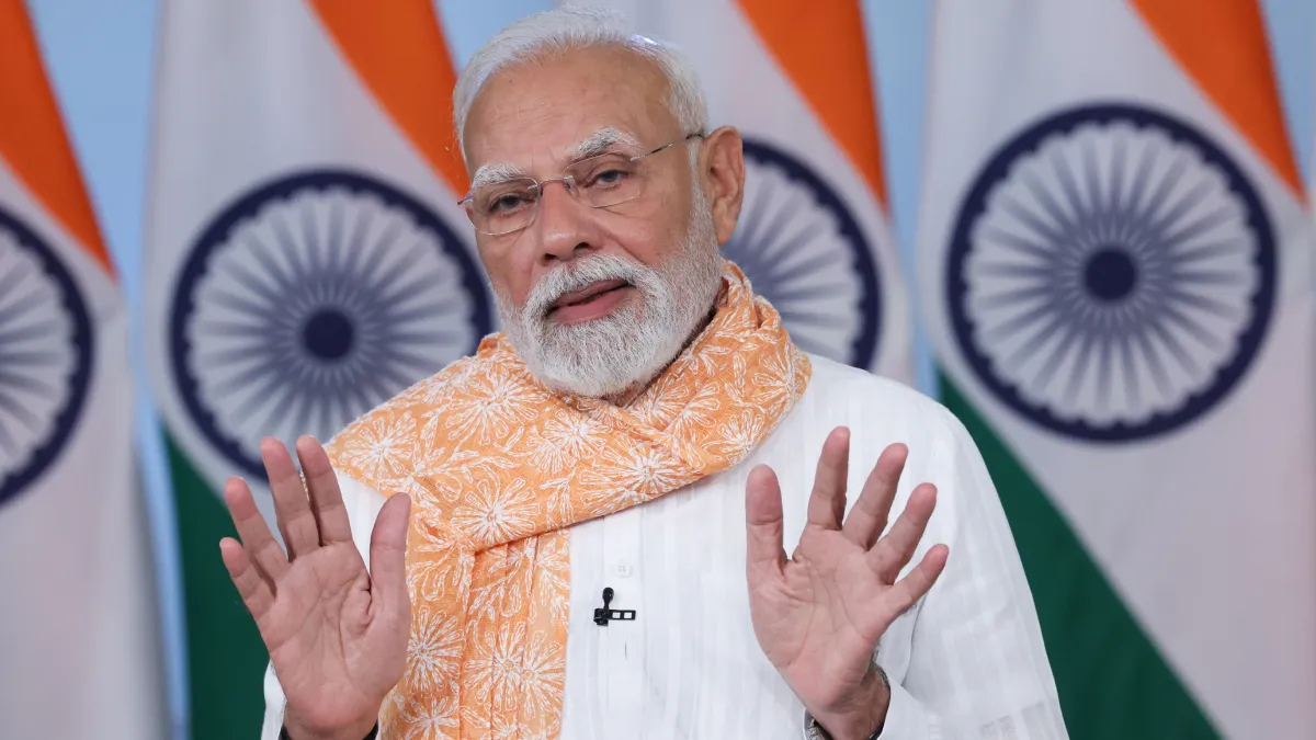PM Modi Visit UP-Uttarakhand LIVE: उत्तराखंड में आपदा प्रभावित क्षेत्र के लिए 1200 करोड़ रुपये का पैकेज, PM मोदी ने की घोषणा प्रधानमंत्री नरेंद्र मोदी - India TV Hindi
