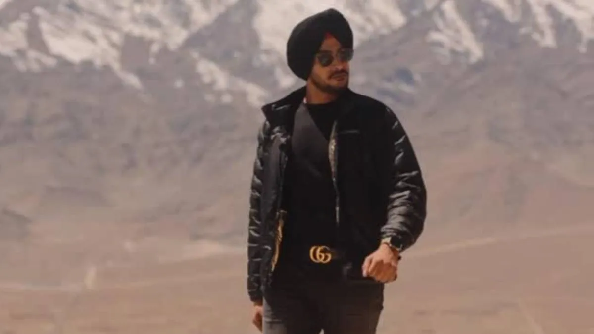 वेंटिलेटर पर मशहूर पंजाबी सिंगर, एक्सीडेंट में सिर और रीढ़ की हड्डी में लगी चोट, हालत गंभीर rajvir jawanda- India TV Hindi