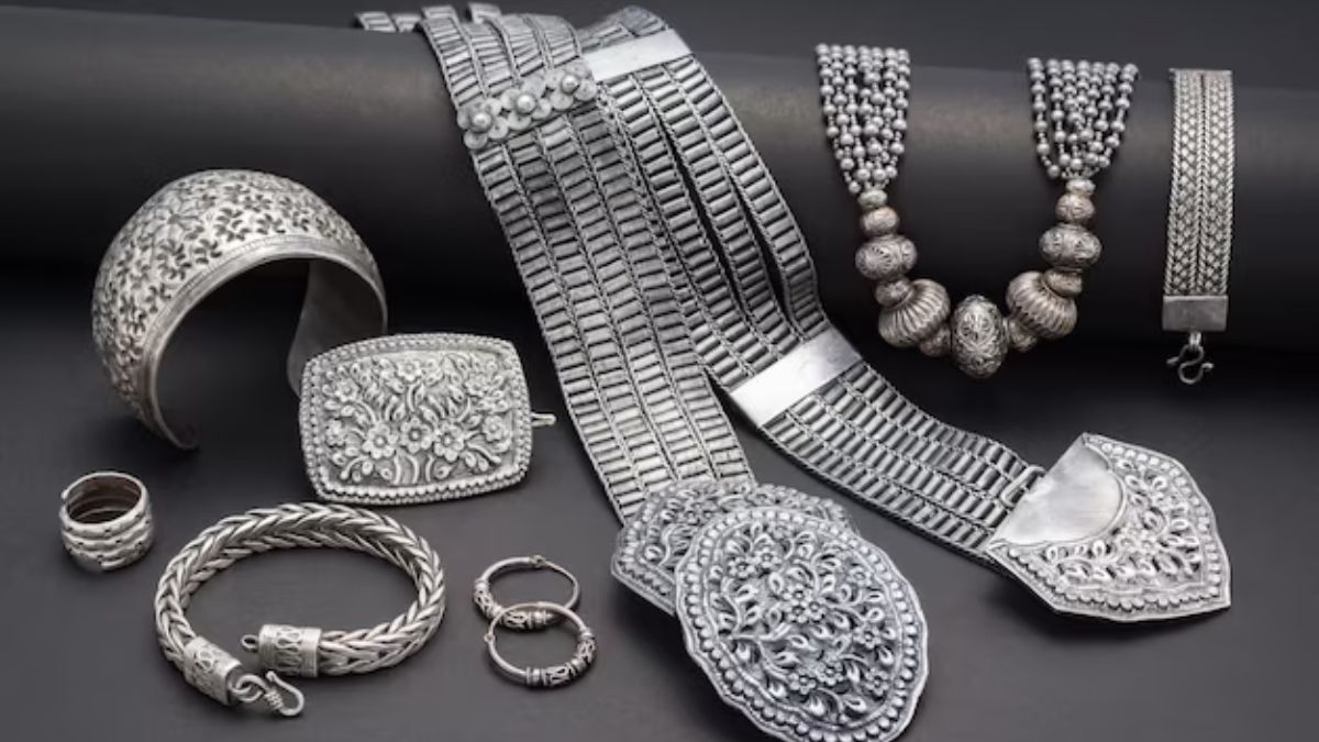 Gold Silver Price 2 February 2026 :- सोना हुआ 5 हज़ार महंगा, चांदी की कीमतों में भी ज़बरदस्त उछाल, जानिए आज की कीमत !