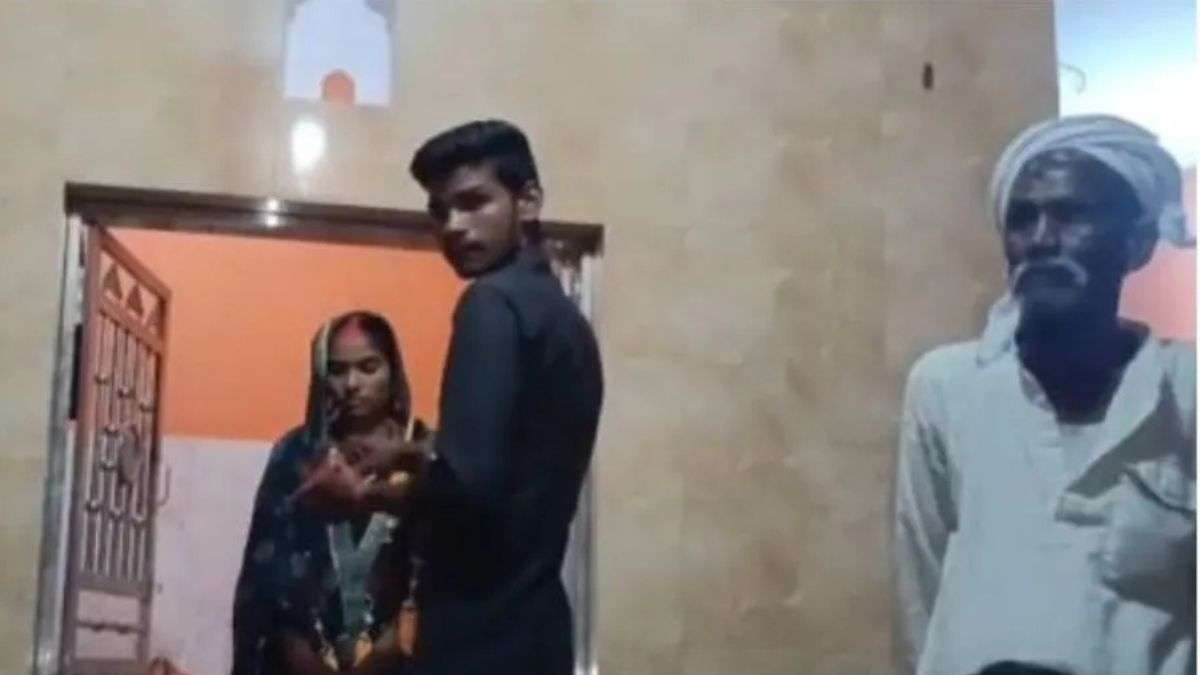 नीले ड्रम में जाने के डर से पति ने पत्नी की उसके बॉयफ्रेंड से कराई शादी, कहा- बच्चों को मैं खुद पाल लूंगा