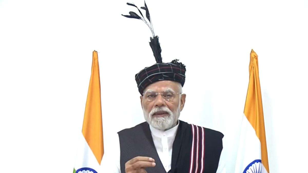आइजोल में जनसभा को संबोधित कर रहे PM मोदी, जानें क्या बोले