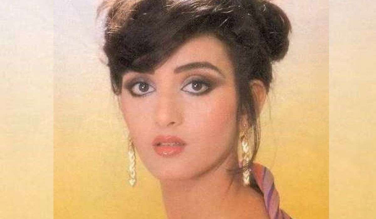 तब्बू से कम हसीन नहीं हैं उनकी बड़ी बहन, कभी बॉलीवुड पर करती थीं राज, नाक पर रहता था गुस्सा