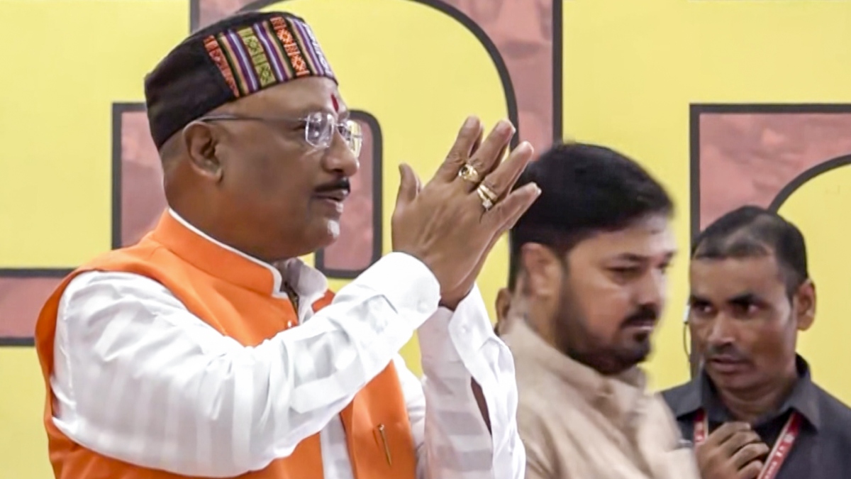 छत्तीसगढ़ में 14वें मंत्री को लेकर बवाल जारी, हाईकोर्ट पहुंची कांग्रेस, डिप्टी सीएम ने दिया हरियाणा का उदाहरण