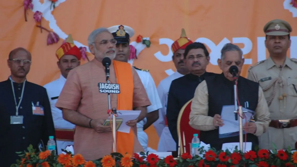 जब पहली बार गुजरात के CM बने थे नरेंद्र मोदी, मां हीराबेन ने मांगी थी सिर्फ ये 2 चीजें - India TV Hindi