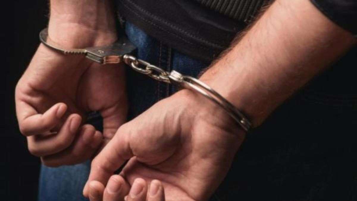 दिल्ली: जीटीबी हॉस्पिटल में MBBS की स्टूडेंट से छेड़खानी, असिस्टेंट प्रोफेसर गिरफ्तार - India TV Hindi