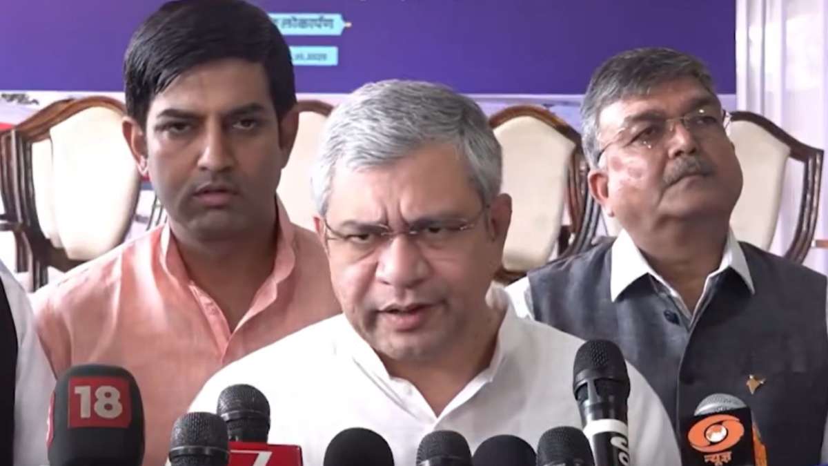 रेलयात्रियों को अब कंबल के साथ कवर भी मिलेगा, रेल मंत्री का ऐलान, इस शहर से पायलट प्रोजेक्ट के तौर पर हुई शुरुआत
