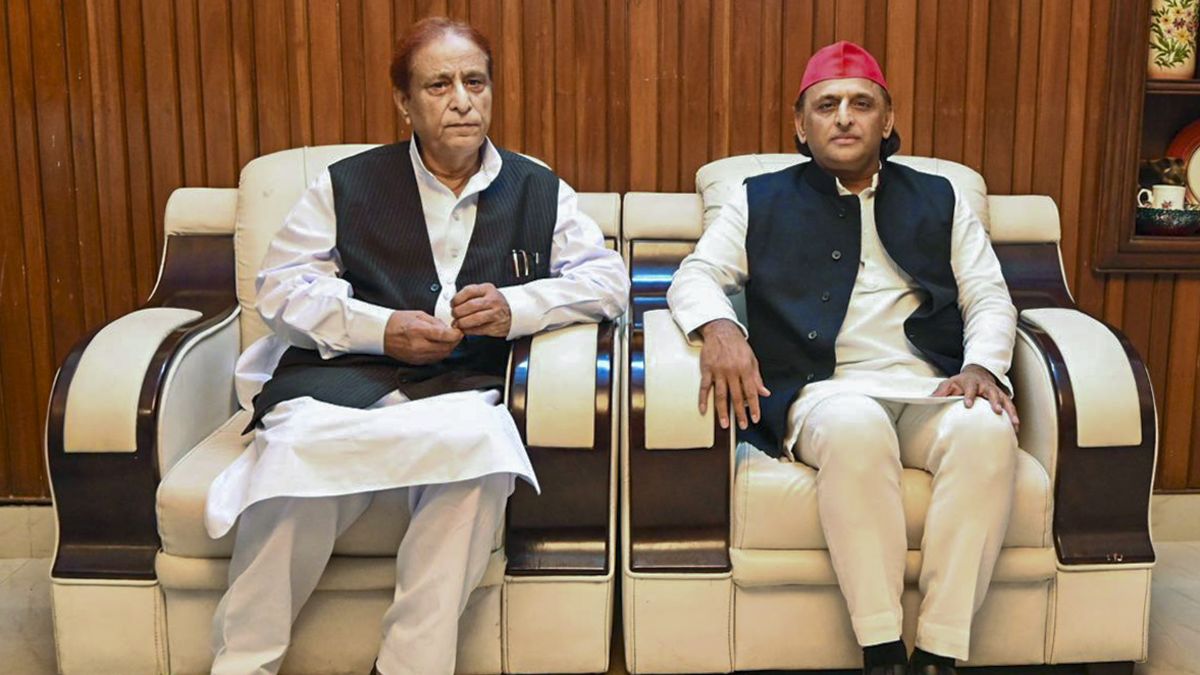 सपा में सबकुछ ठीक नहीं? स्टार प्रचारकों में नाम देखने के बाद आजम खान ने दिया ऐसा बयान, सोच में पड़ गए सब सपा में सबकुछ ठीक नहीं? स्टार प्रचारकों में नाम देखने के बाद आजम खान ने दिया ऐसा बयान, सोच में पड़ गए सब