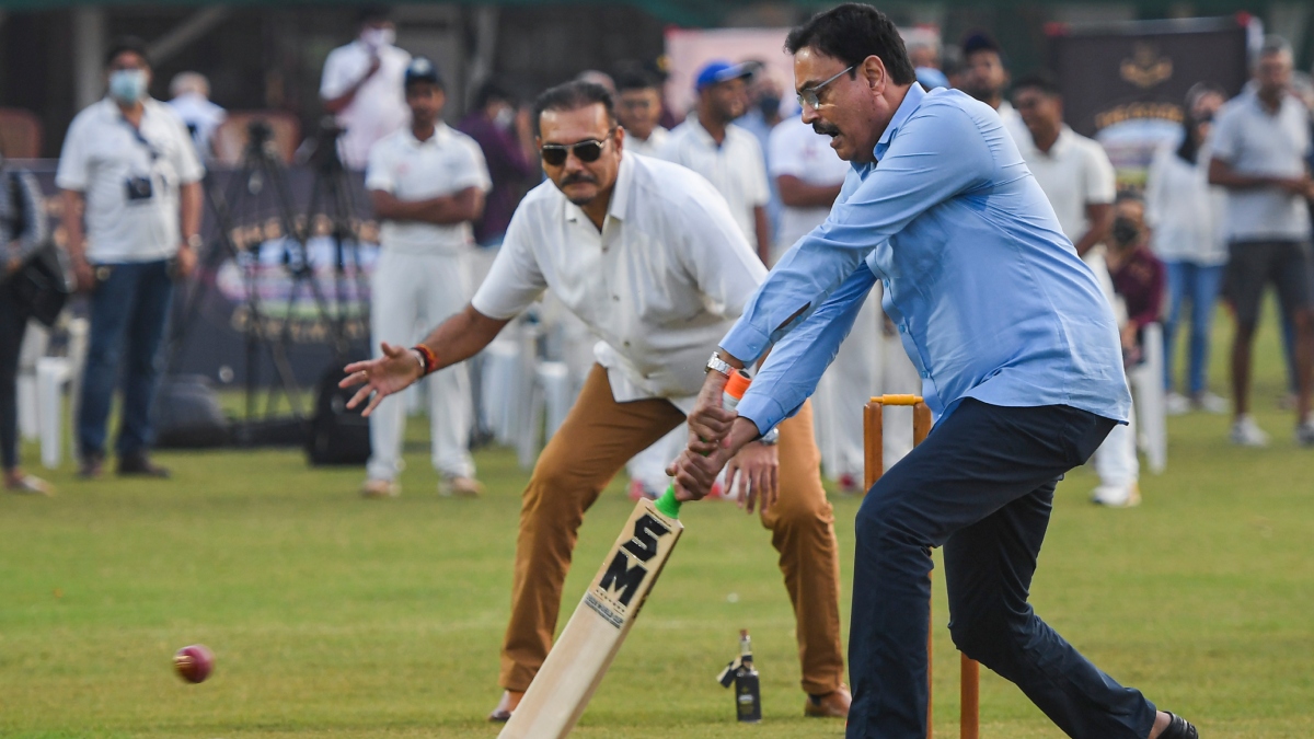 मुंबई क्रिकेट एसोसिएशन का बड़ा ऐलान, वानखेड़े स्टेडियम में लगेगा दिलीप वेंगसरकर का स्टैच्यू