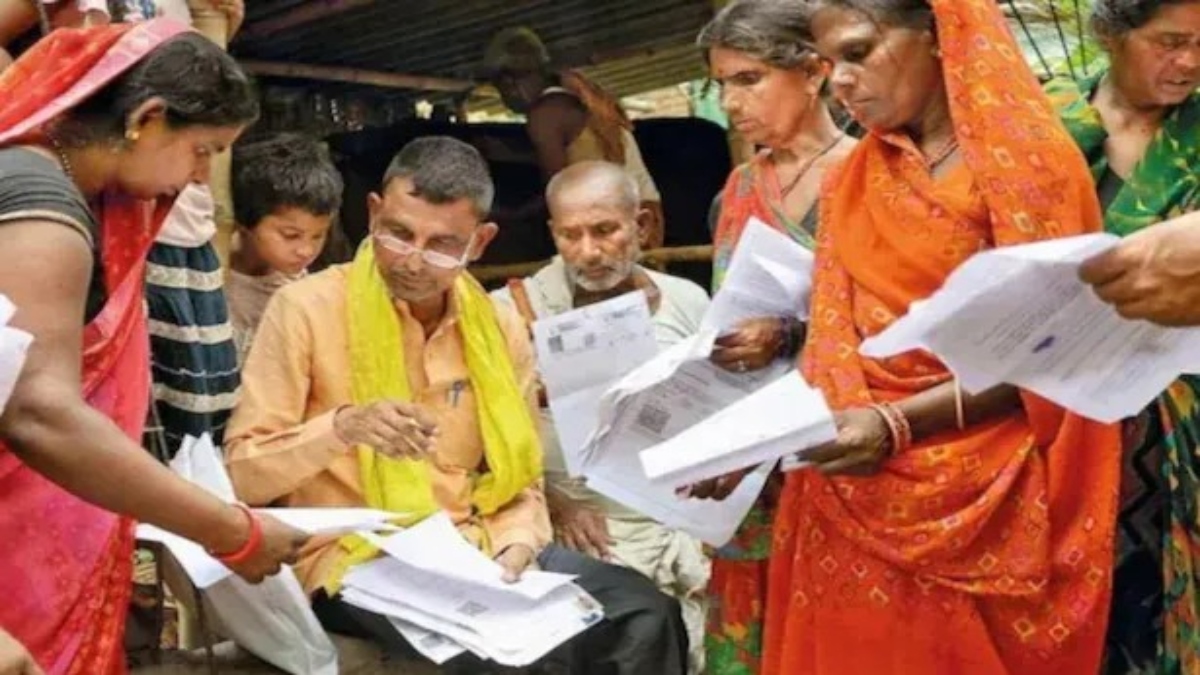 बिहार चुनाव: कौन उम्मीदवार कितना बड़ा अपराधी, कितने हैं करोड़पति, किसके पास कितनी संपत्ति, देखें पूरी रिपोर्ट बिहार चुनाव: कौन उम्मीदवार कितना बड़ा अपराधी, कितने हैं करोड़पति, किसके पास कितनी संपत्ति, देखें पूरी रिपोर्ट