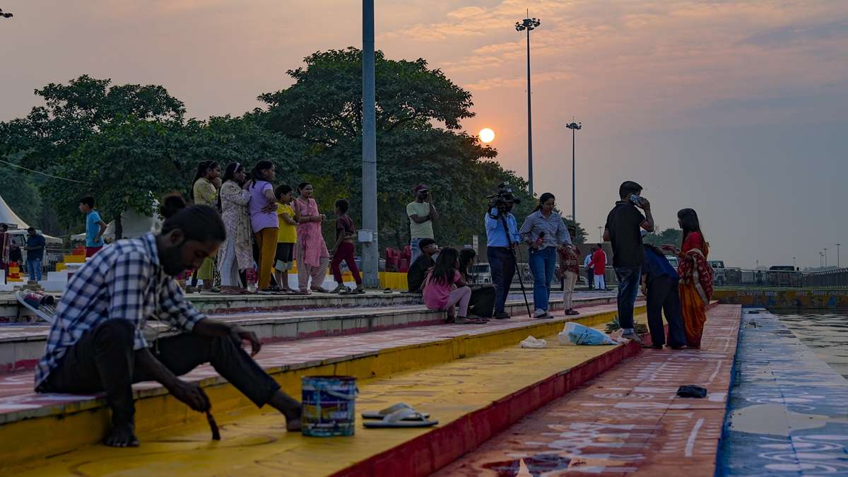 छठ पर्व मनाने ससुराल आए 2 युवकों की मौत, ‘खरना’ के मौके पर नहाते समय सोन नदी में डूबे छठ पर्व मनाने ससुराल आए 2 युवकों की मौत, ‘खरना’ के मौके पर नहाते समय सोन नदी में डूबे