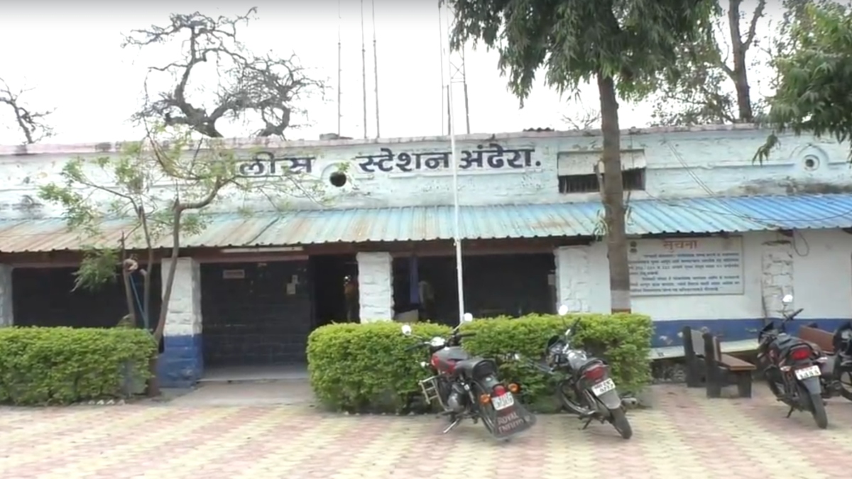 नाराज होकर मायके गई पत्नी… गुस्साए पिता ने ढाई साल की की मासूम जुड़वां बेटियों की गला काट कर की हत्या