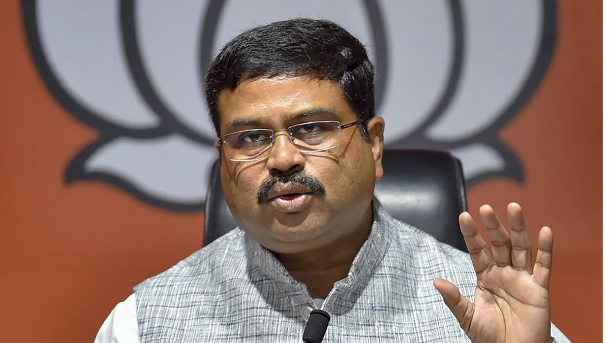 बिहार: NDA गठबंधन में सीट बंटवारे पर फंसा पेंच, दिल्ली रवाना हुए धर्मेंद्र प्रधान, चिराग पासवान से करेंगे मीटिंग बिहार: NDA गठबंधन में सीट बंटवारे पर फंसा पेंच, दिल्ली रवाना हुए धर्मेंद्र प्रधान, चिराग पासवान से करेंगे मीटिंग