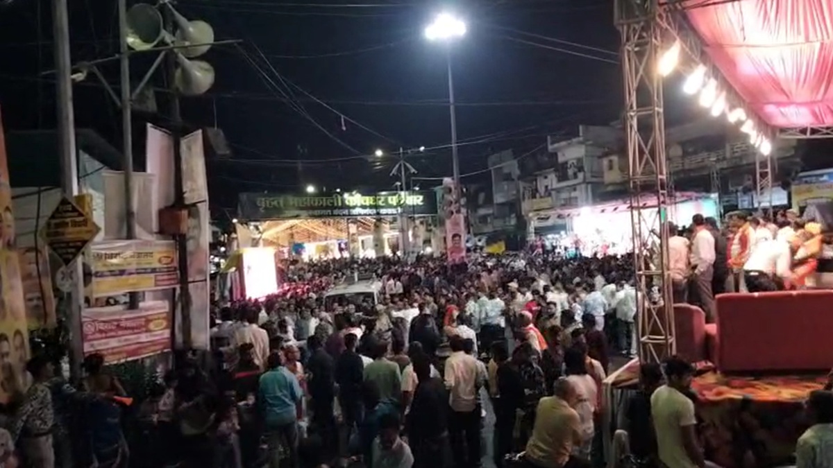 जबलपुर में दशहरा चल समारोह में ताबड़तोड़ फायरिंग,मची भगदड़