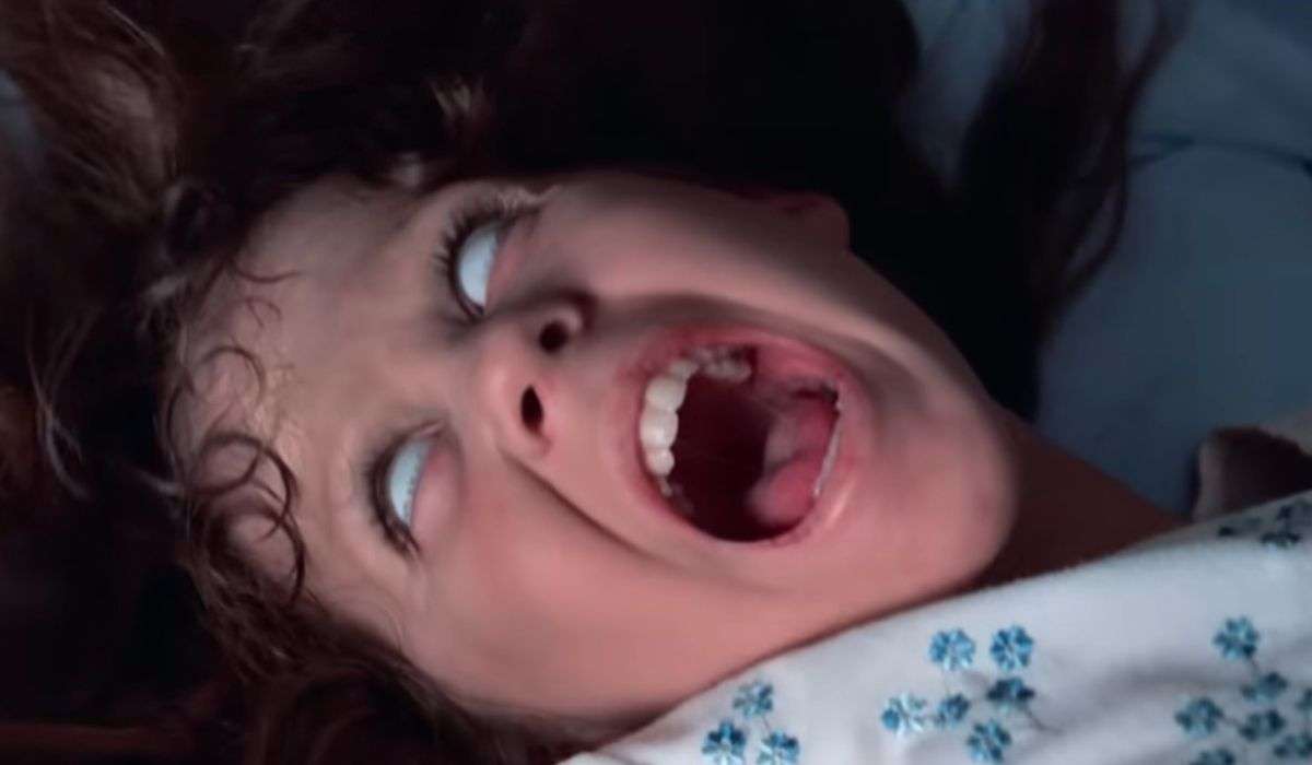 52 साल पहले रिलीज हुई वो फिल्म, जिसे देख कांप जाती थी रूह, अकेले देखने की न करें गलती 52 साल पहले रिलीज हुई वो फिल्म, जिसे देख कांप जाती थी रूह, अकेले देखने की न करें गलती