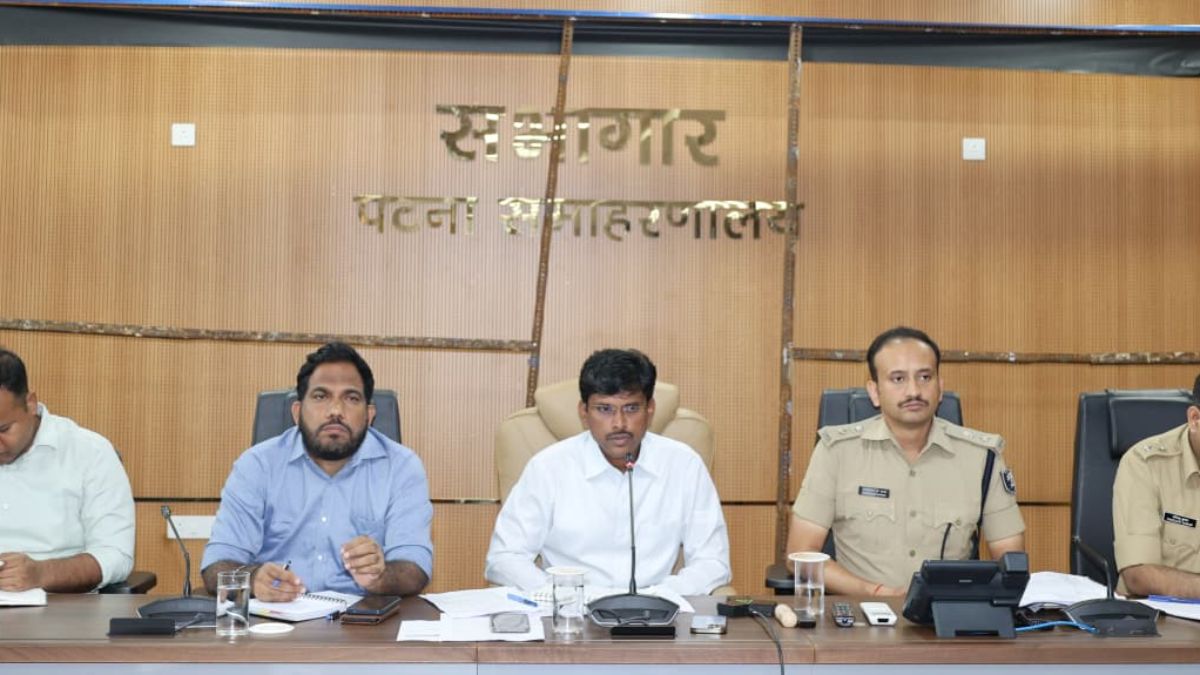 पटना डीएम ने 28 अक्टूबर तक अधिकारियों की छुट्टियों पर लगाई रोक, सामने आई ये वजह