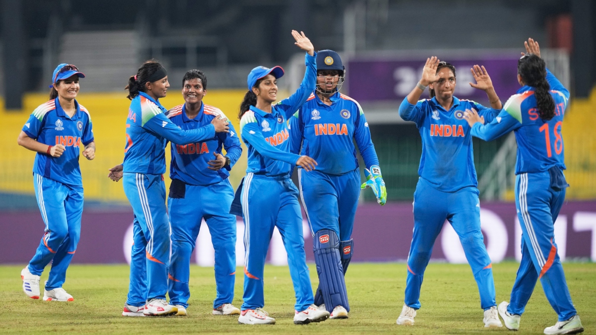 IND vs PAK: टीम इंडिया ने बरकरार रखा पाकिस्तान के खिलाफ अपना अजेय रिकॉर्ड, वनडे में दर्ज की लगातार 12वीं जीत