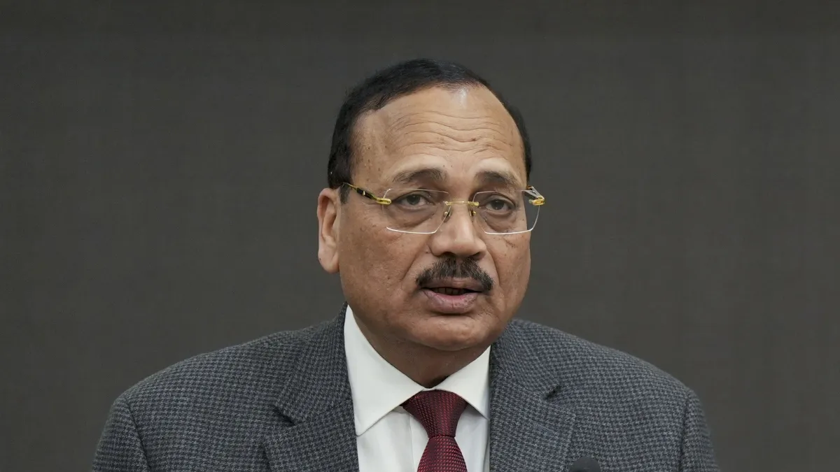 कितने अमीर हैं देश के अगले CJI सूर्यकांत? 1KG से ज्यादा सोना, 8 करोड़ की FD, 6 घर और 2 प्लॉट के मालिक justice Suryakant- India TV Hindi